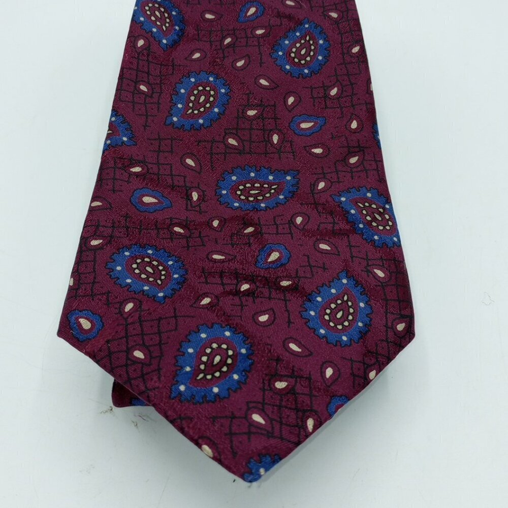 Vivace Tie 60"L